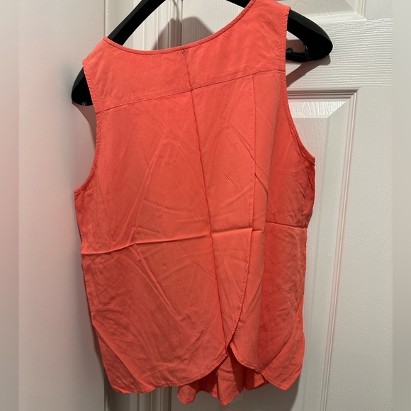 Tank Top - Picture 4 of 4